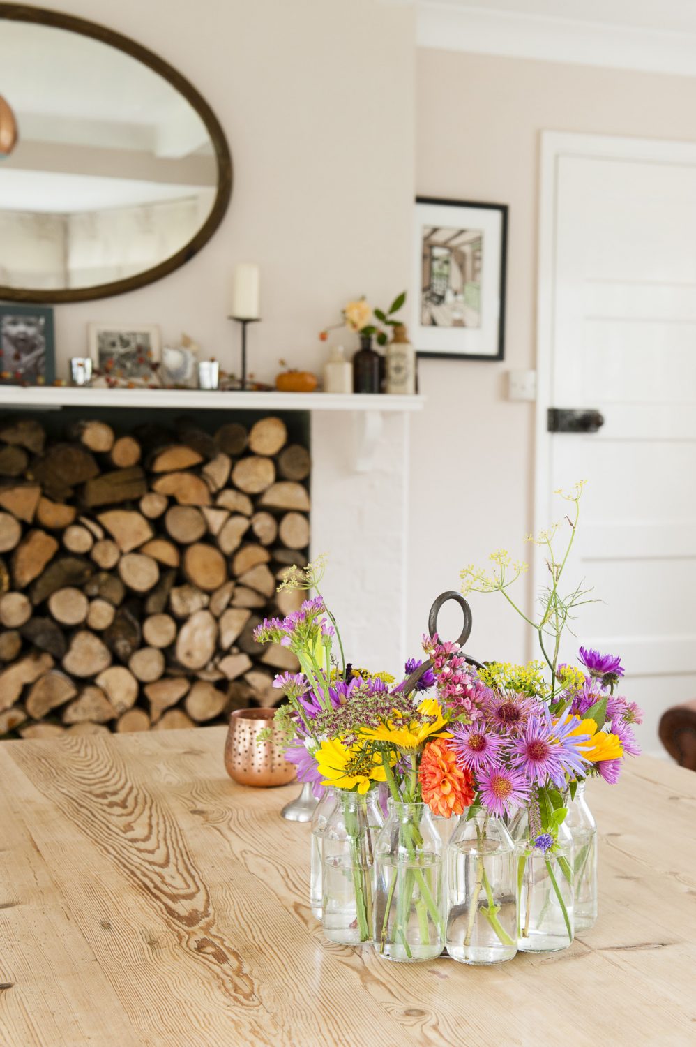 There is no shortage of flowers for the dining table in this cottage