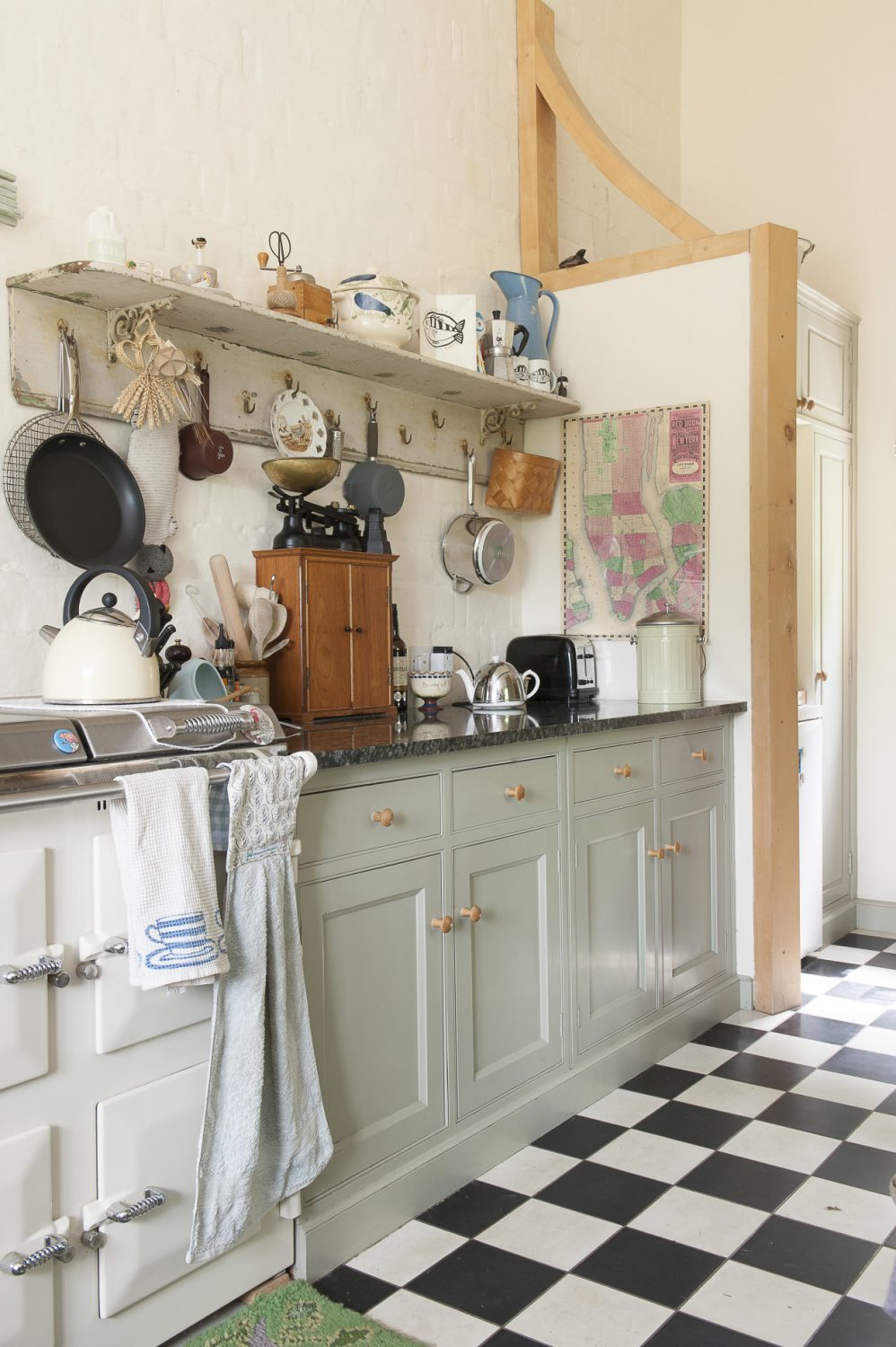 “There was a lovely big old model C Aga in the kitchen – an original dating back to the 1930s – but it was hugely inefficient so we really had to replace it. We opted for a more economical range, but it doesn’t give off any heat,”