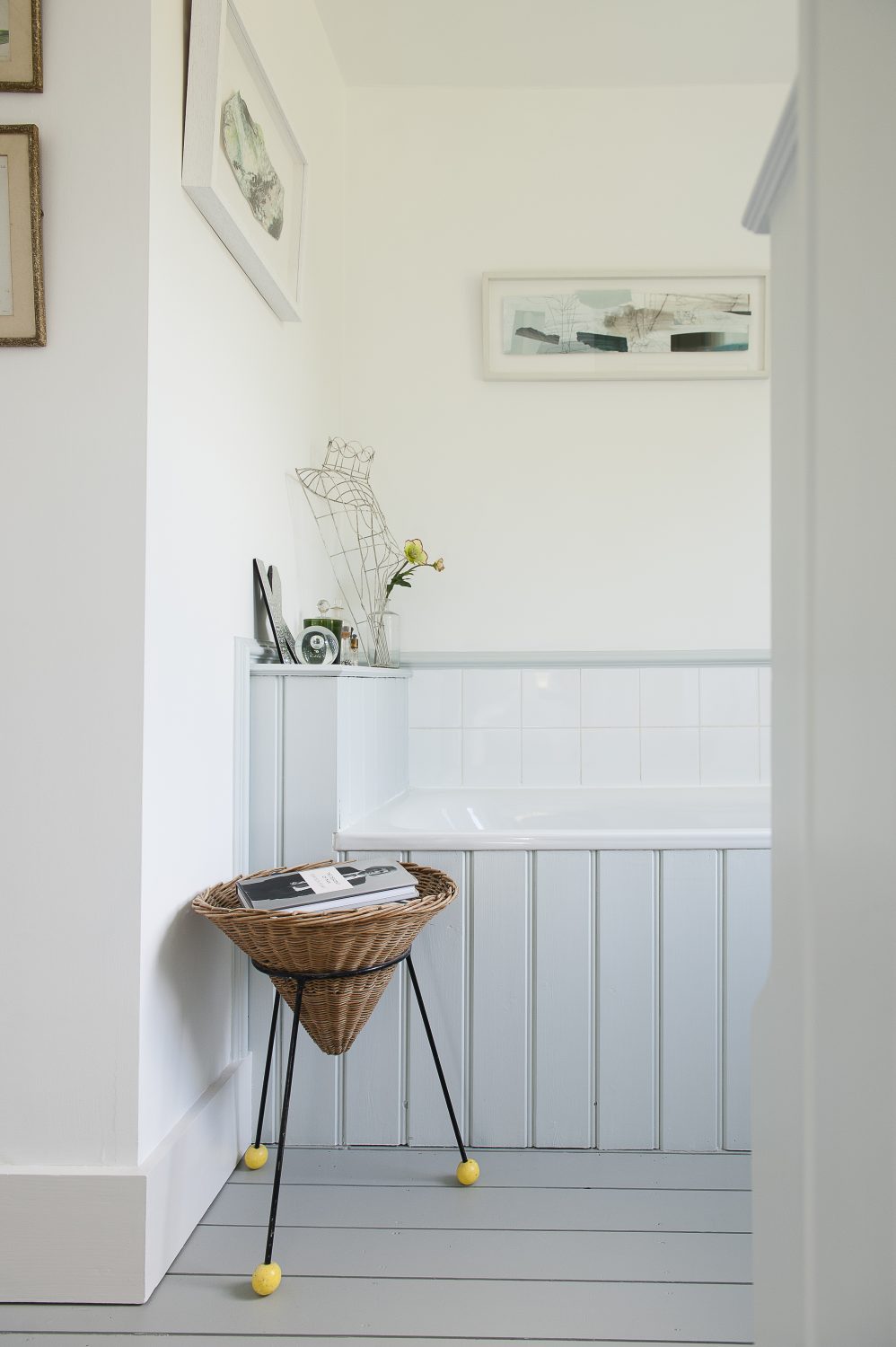 A corner of the bright, airy and relaxing bathroom