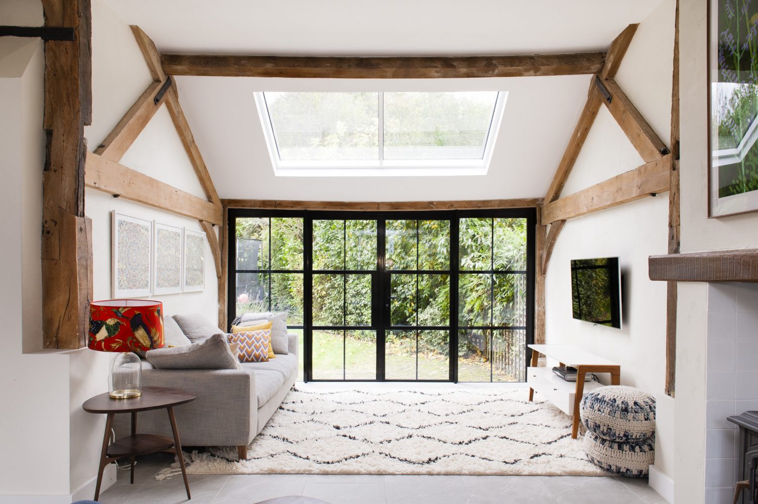 Richard and Tanya created the ‘inside/outside’ feeling they craved by glazing the entire southfacing back wall of the sitting room with ‘Crittall-style’ windows and French doors