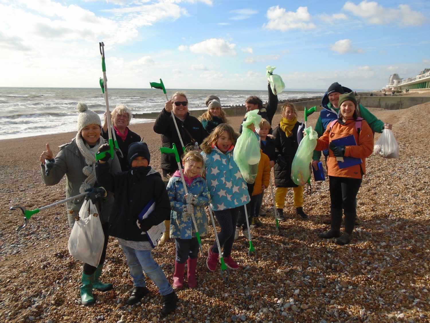 Claremont School, Bodiam & St. Leonards on Sea Eco Warriors go beach cleaning in Hastings