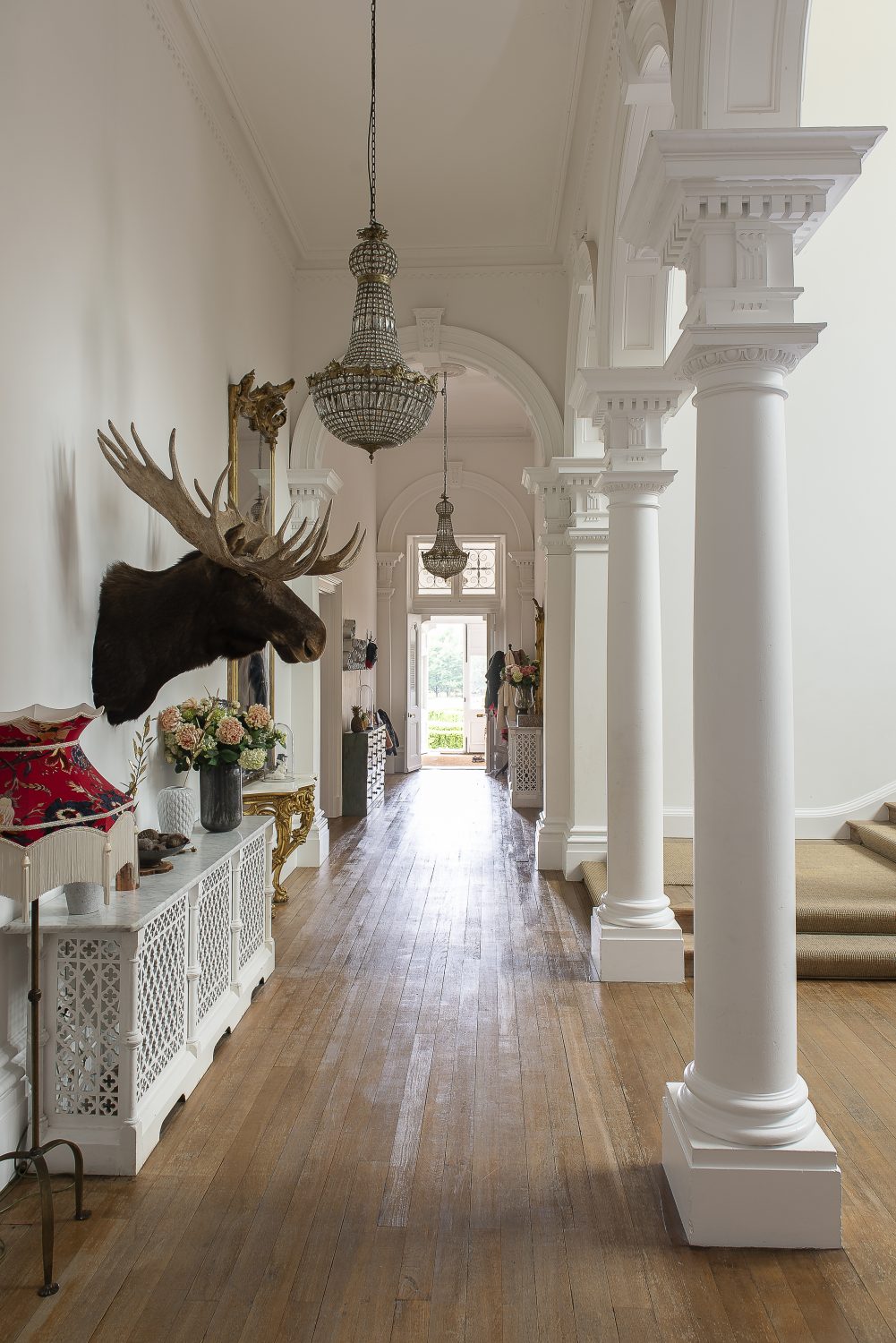 Jaime’s colour palette of neutral whites and greys has allowed Bayham Hall’s original features to shine through