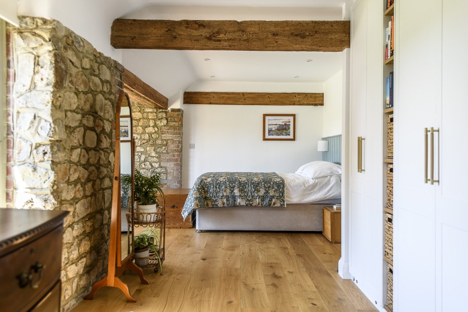 The principal bedroom