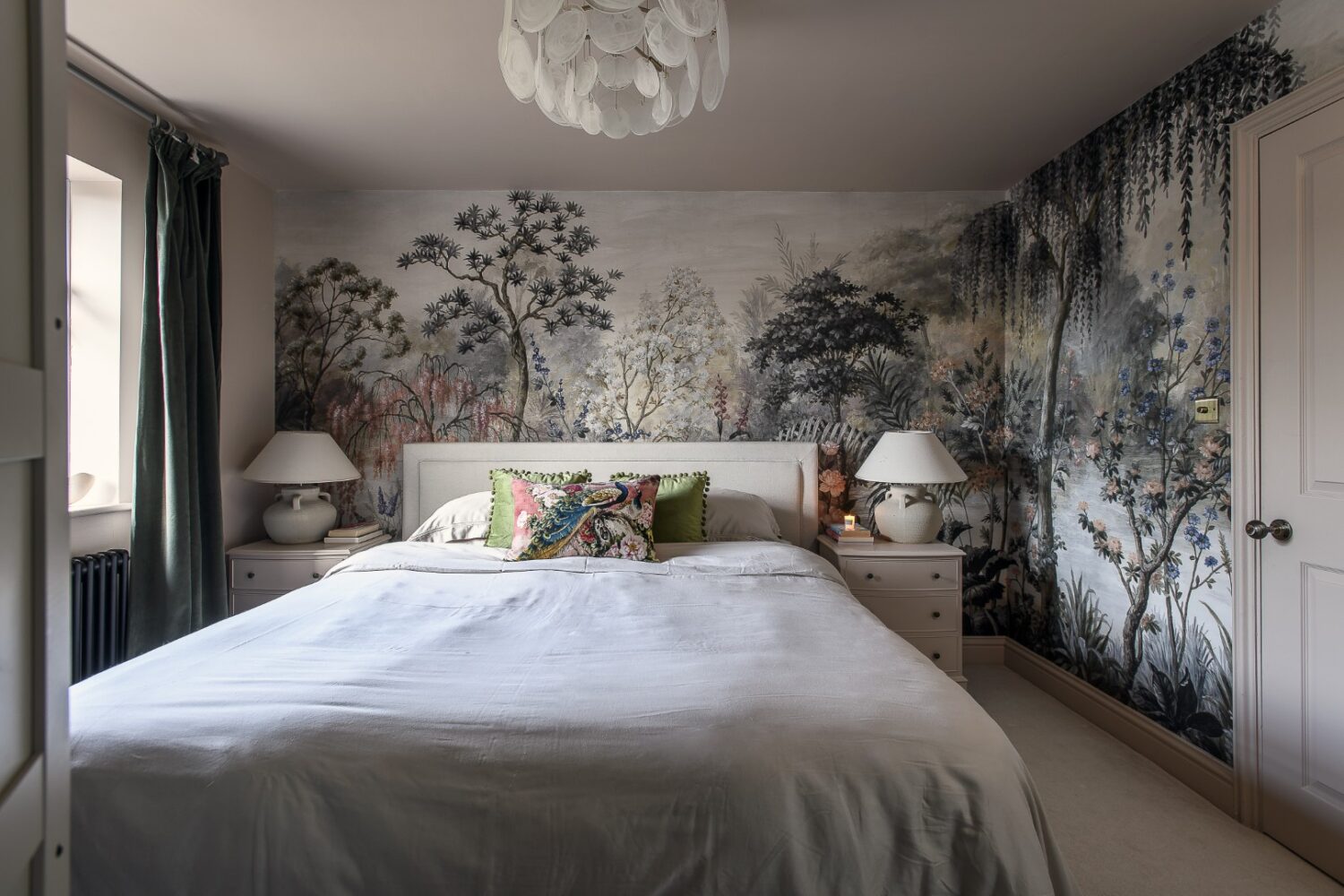 Tania’s own bedroom is serene yet richly atmospheric. The mural paper is from By Hayleys; the sumptuous en suite is resonant of a luxury boutique hotel