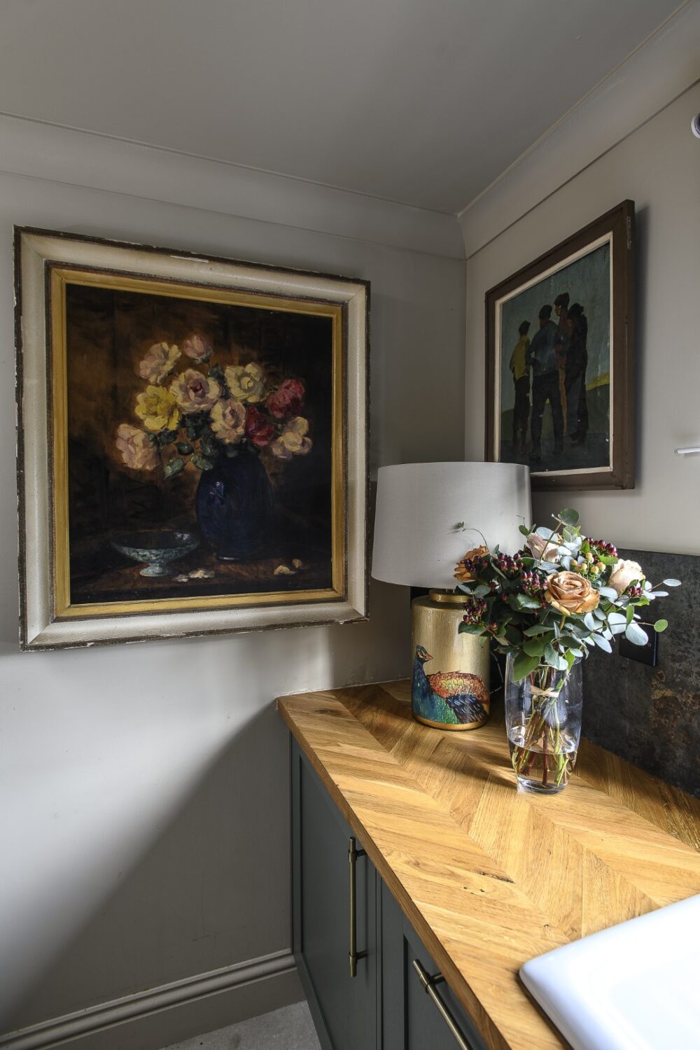 A piece of artwork that Tania bought in France was the inspiration for the colour scheme in the kitchen