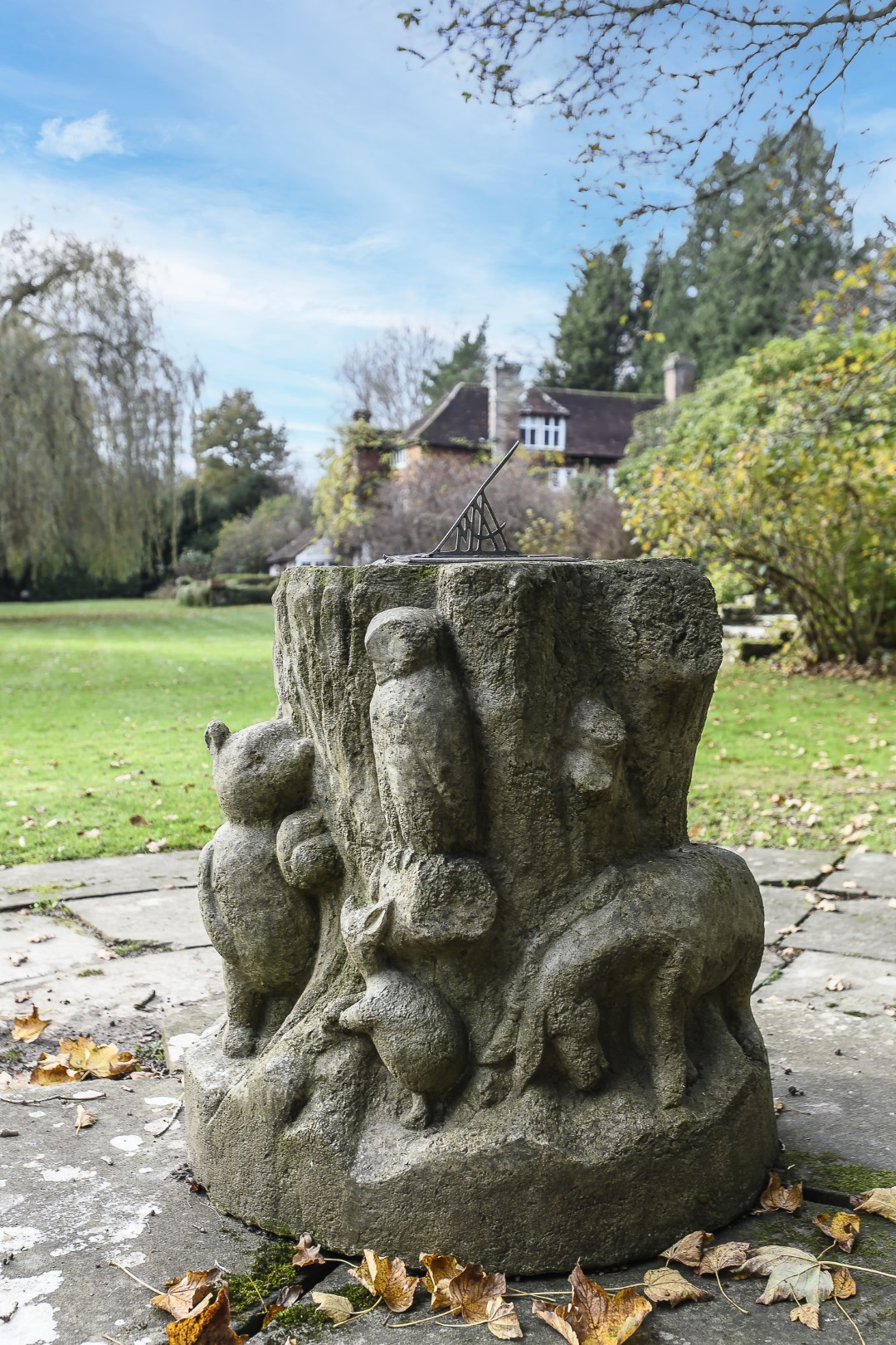 A statue of Christopher Robin and a Winnie-the-Pooh sundial can be tracked down in the expansive gardens.